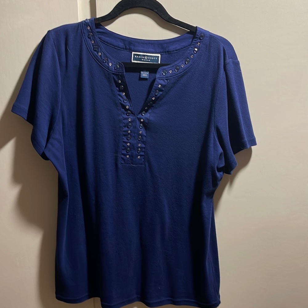 NWT Karen Scott Blouse
